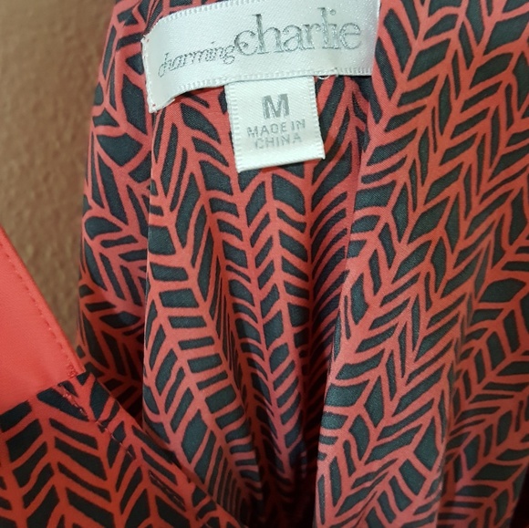 Dress - Picture 4 of 4